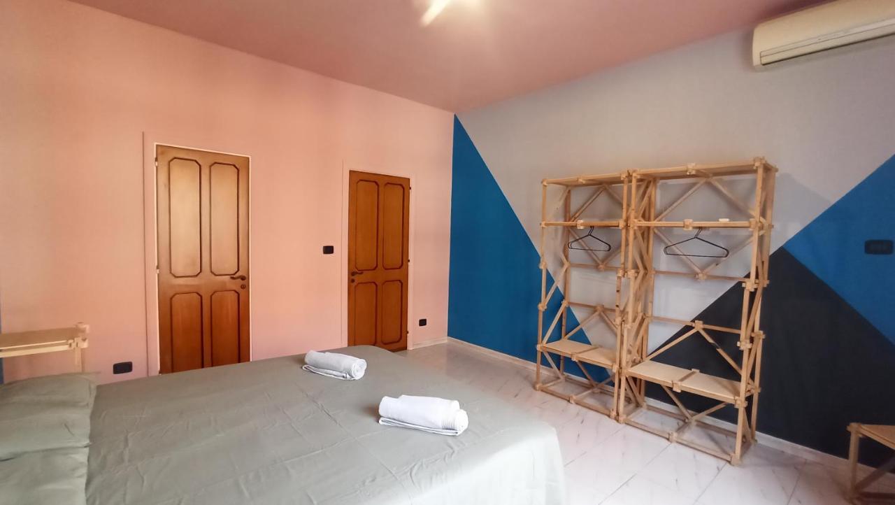 Casa Base Hotel Bari Kültér fotó