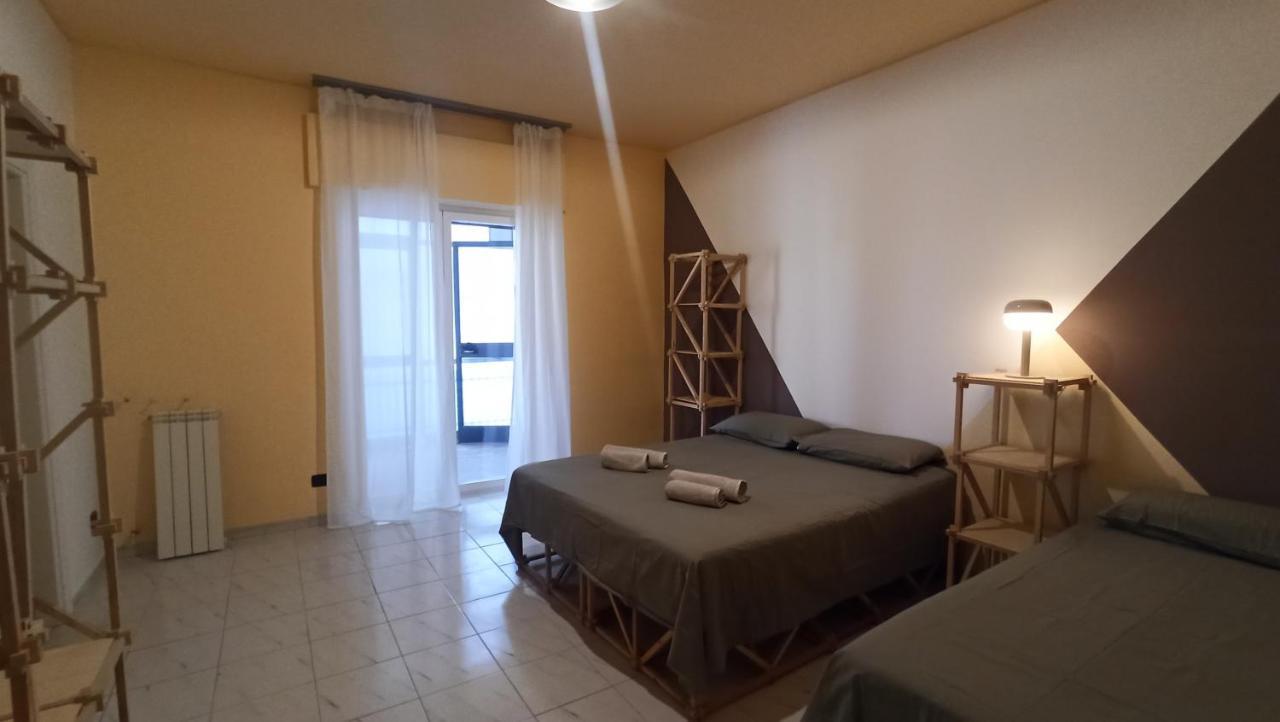 Casa Base Hotel Bari Kültér fotó