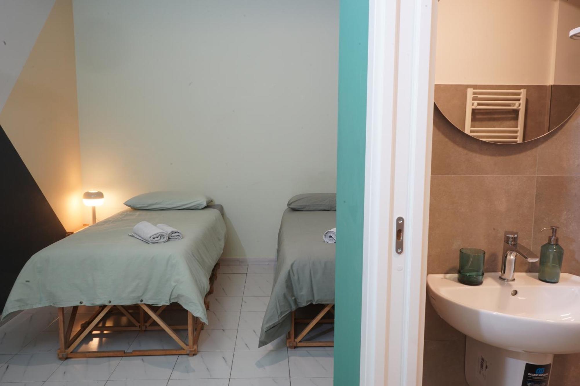 Casa Base Hotel Bari Kültér fotó